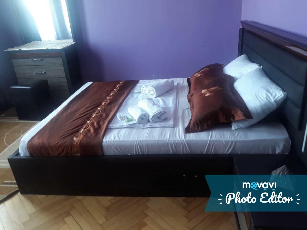 Hotel Liza Batumi Esterno foto
